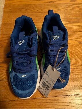 Reebok Kids Navy Blue Sneakers with Green Accents